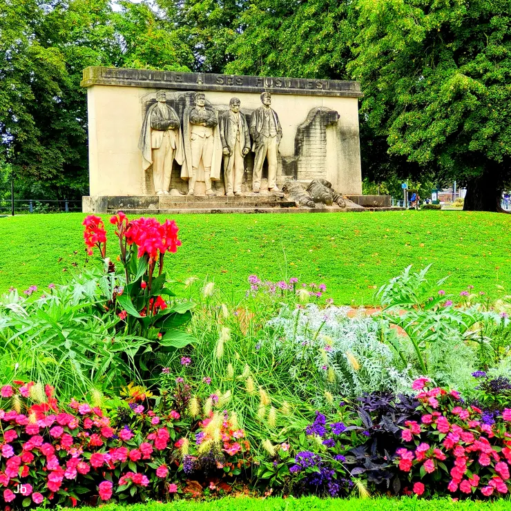 【第一次世界大戰抗戰紀念碑】