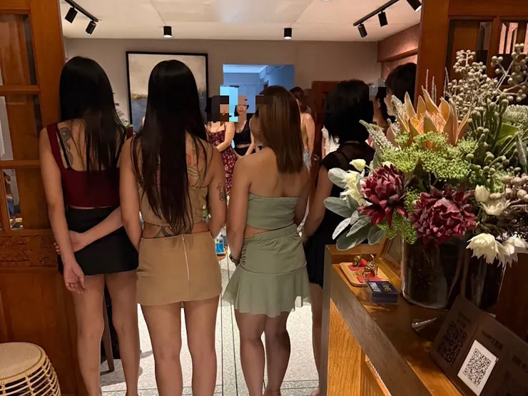 照片是 Wonder Massage 的客人選妃照