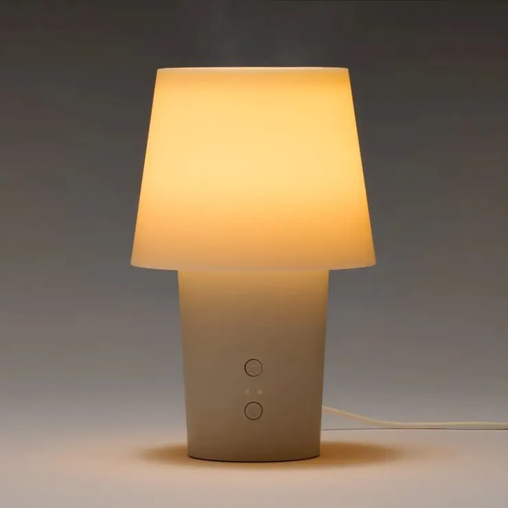 無水香氛機，讓每天睡前的房間更舒服一些。