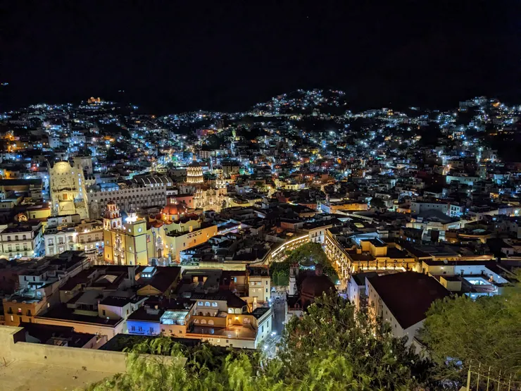 瓜納華托入夜後