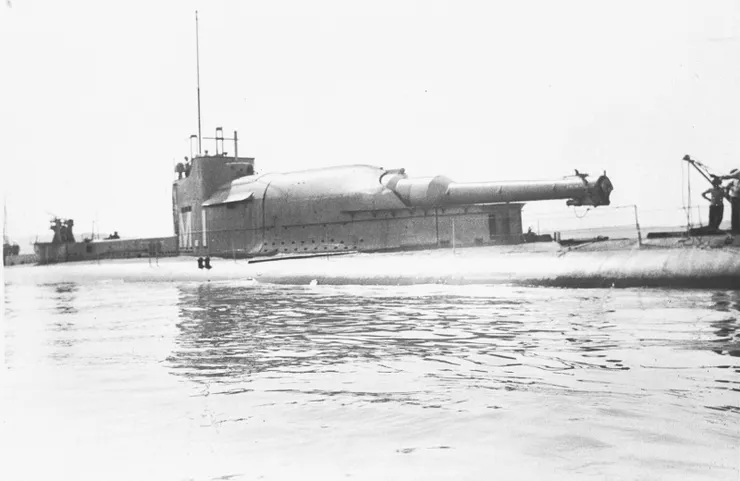 在指揮塔前方安裝主炮的M1