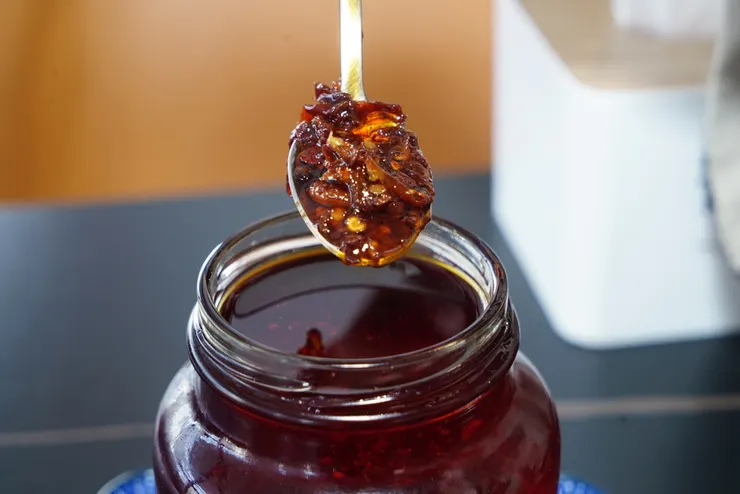 高雄楠梓智勝所香港餐廳:香港簡餐,道地港味一吃就愛上!麻辣肉