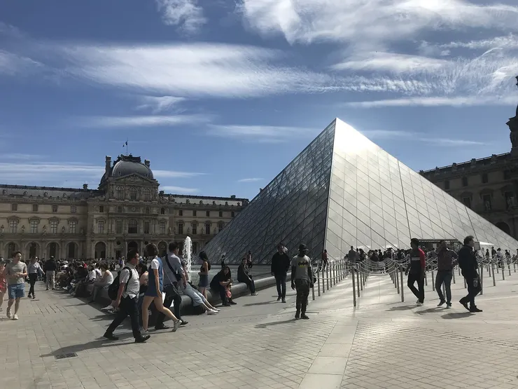 巴黎羅浮宮