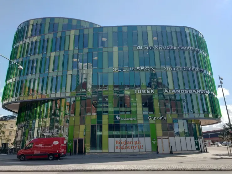 當然少不了現代化建築-呈現歐洲的建築工藝及美學