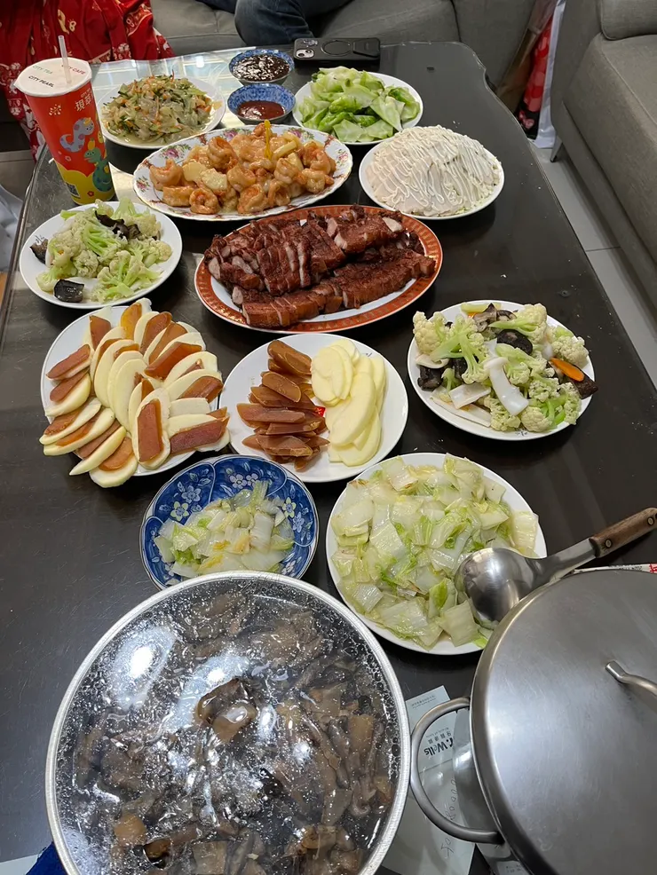 豐盛的餐點都是媽媽精心準備的