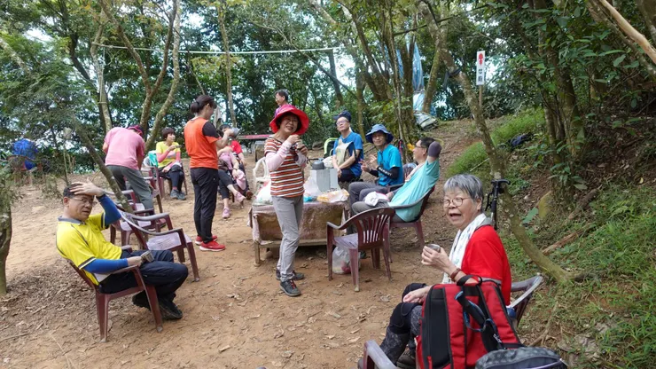 補充能量(看見女廁標示了嗎?)