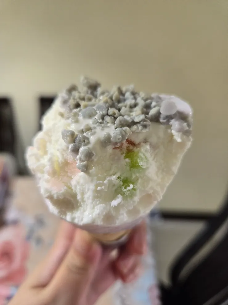 椰奶真的超濃郁還有那粉條增加了口感