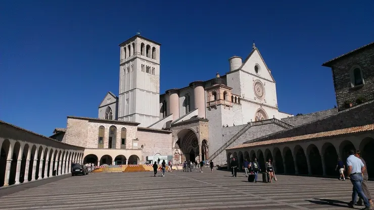 亞西西聖方濟各教宗聖殿 (Papal Basilica of St. Francis of Assisi)