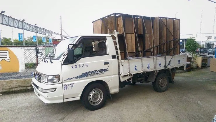 家居公設配有貨車可親自送貨
