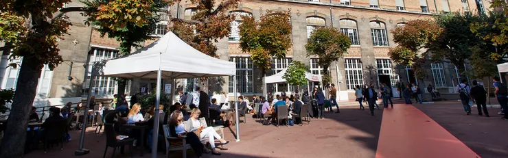 筆者畢業於位於巴黎的ESCP商學院主校區，是全球第一所商學院