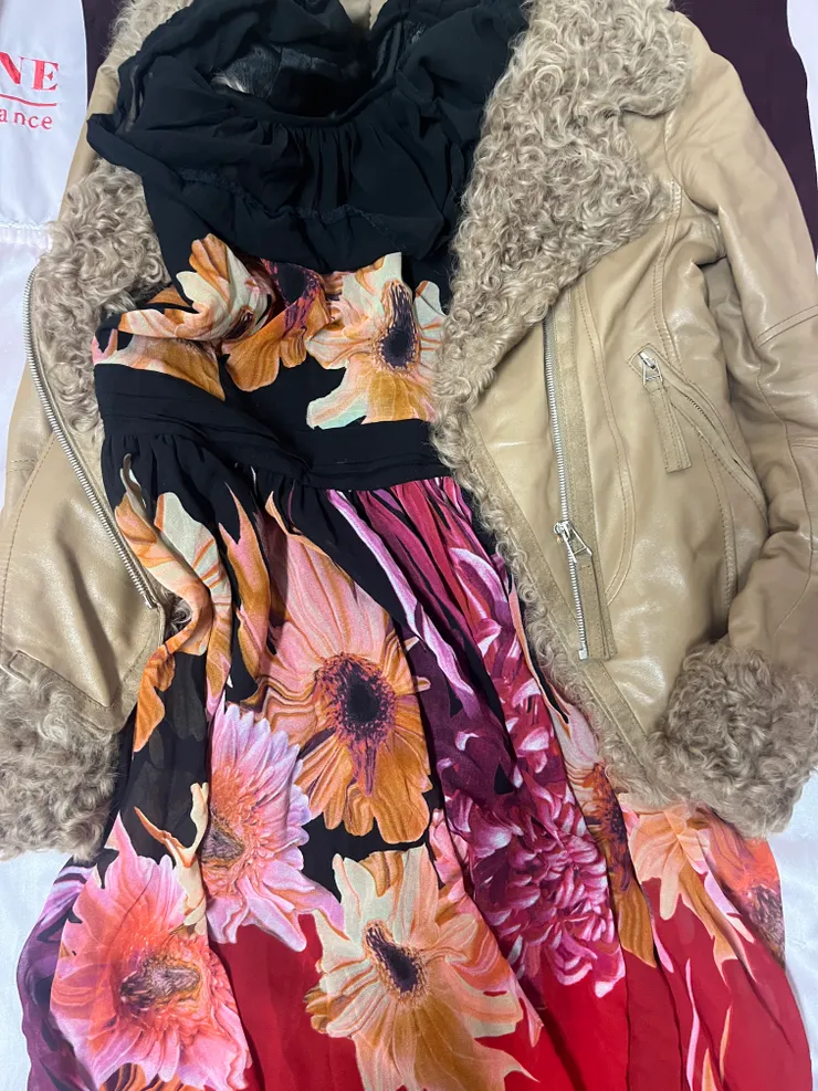 每個人都是自己的服裝設計師，按照自己的喜好來穿搭，就很棒喔。