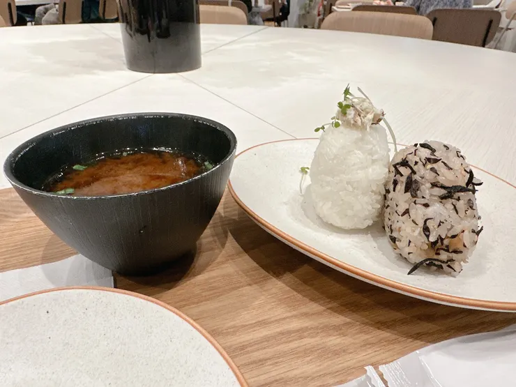 紫蘇飯糰 經典又好吃!!