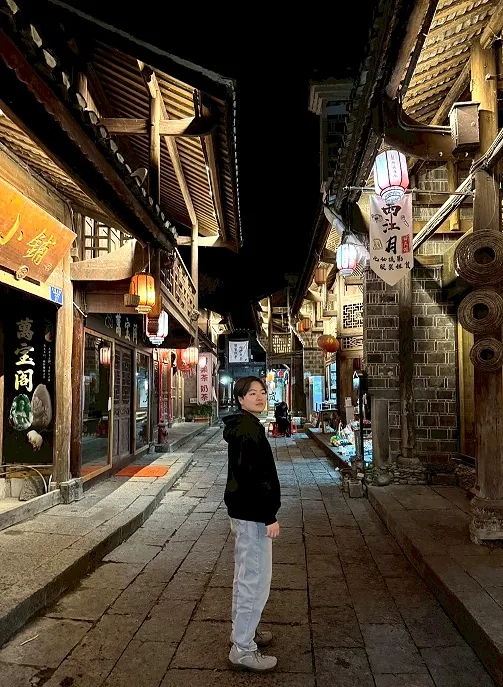 濯水古鎮至今仍保留大量明清時期的建築風貌,置身於此有穿越時空之感