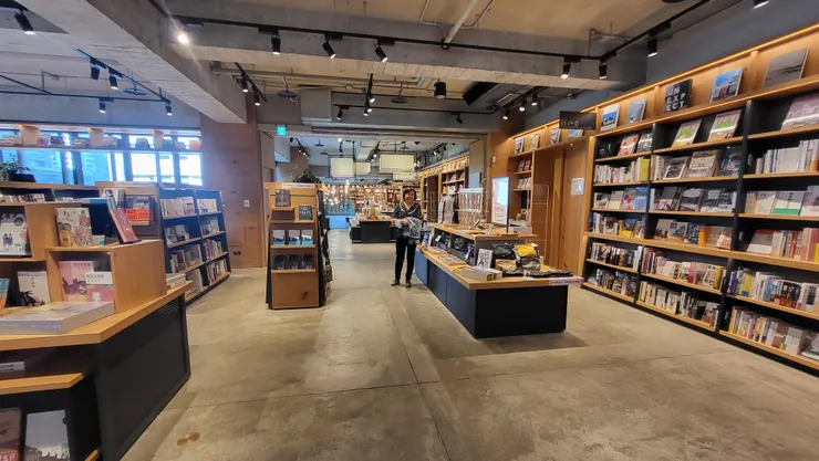 蔦屋書店(李建崑攝影)