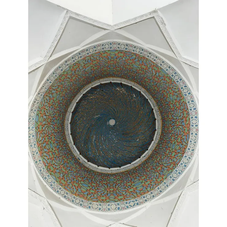 感覺會被吸入的天花板裝飾