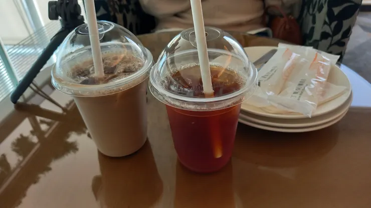 我和儒儒的下午茶飲料!