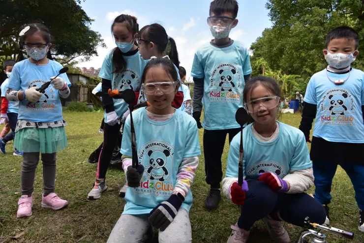 這次的材料是預切好外型的304不鏽鋼薄料