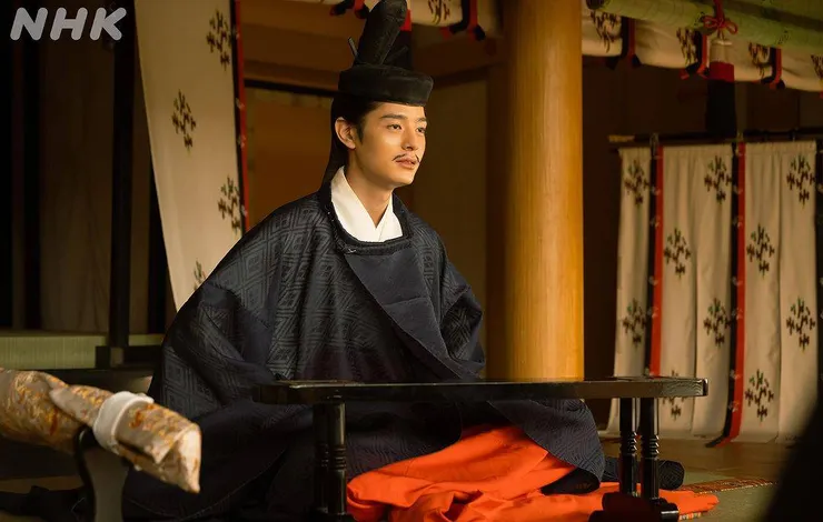 天皇: 行成你去幫我說服左大臣