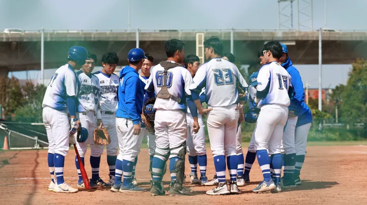 臺體攻勢猛烈，全隊共敲10安