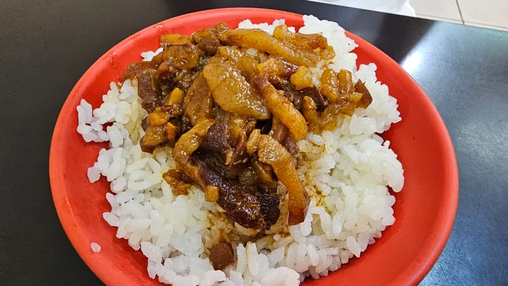 滷肉飯是我喜歡的門派!