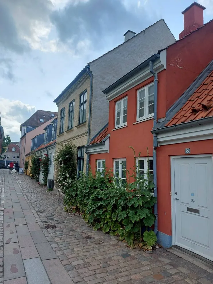 童話色彩的巷弄街景