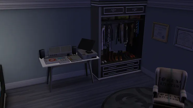 月原來會打碟!相信連作者也不知道。