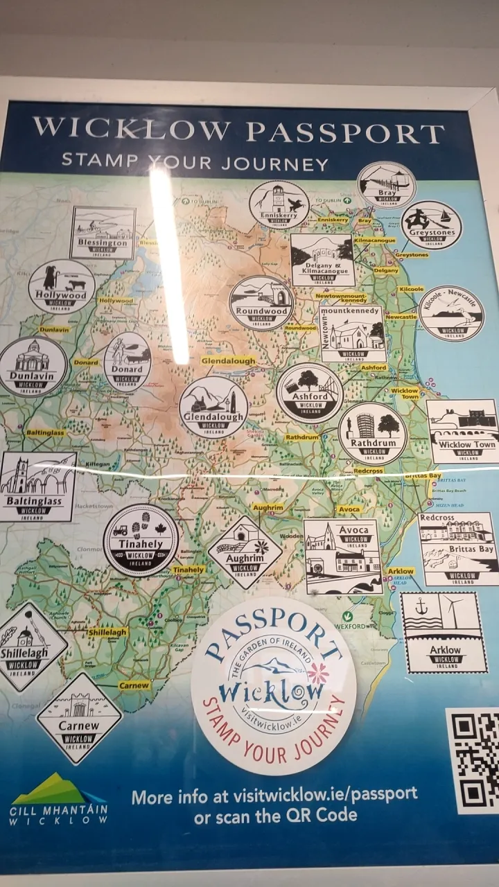 Bray車站出口旁的景點說明