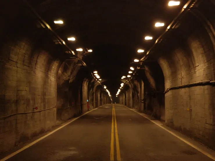 和平隧道無排水系統。