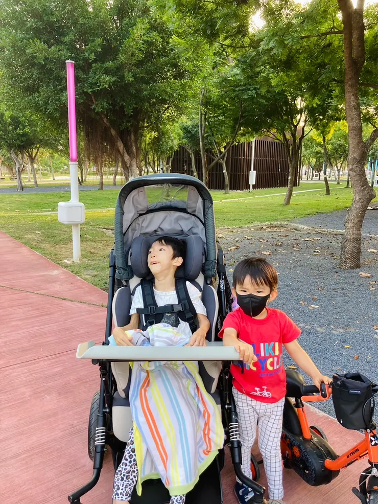 天使祐來過人間,能成為一家人是我們的榮幸!