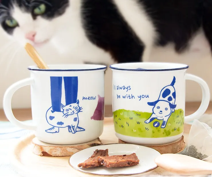 圖說：幸福狗流浪中途協會首度與倍力寵物健康食品合作，展開12月捐糧行動，即日起單筆捐贈金額滿2千元，倍力即回贈限量手燒陶瓷杯。（資料來源：倍力寵物健康食品）