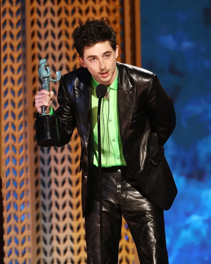 提摩西夏勒梅獲得2025美國演員工會最佳男主角獎。