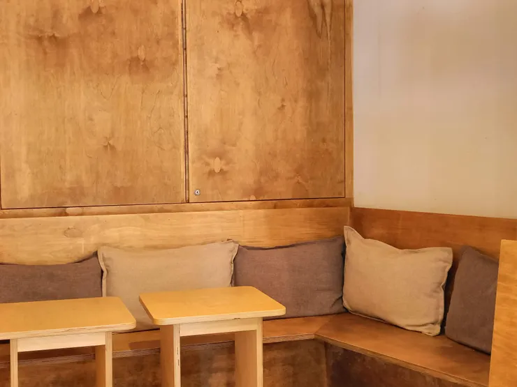 閣樓最裡面的位子，相當吸引人