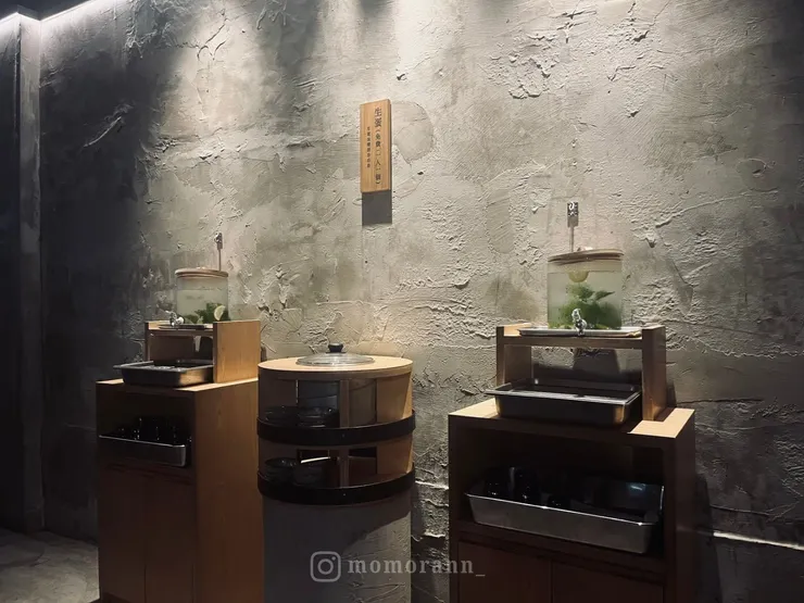 飲水區與生雞蛋自取（自行拍攝）