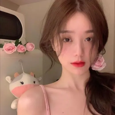 Ebbe Llewelyn的沙龍