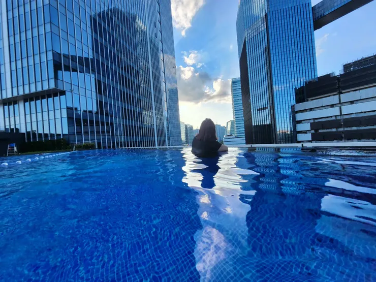 熱愛旅行的核螢，遇到生日時就會排休出門走走