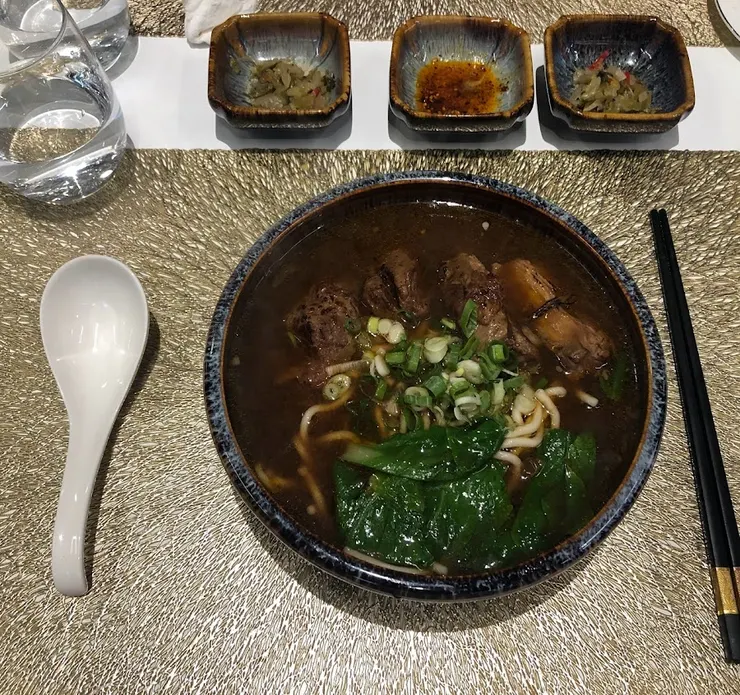 湯頭的花椒香既不刺鼻又濃郁