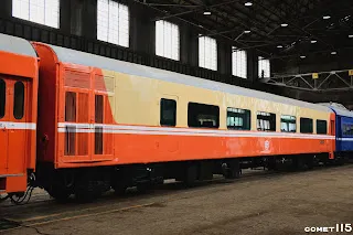 復興號登場時和莒光號只差一條白線(國家鐵道博物館籌備處藏)