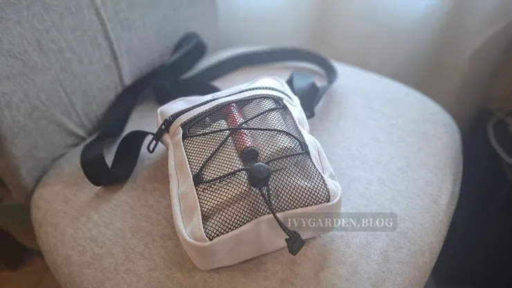 透明網袋設計讓物品一目了然，抽繩細節很有質感