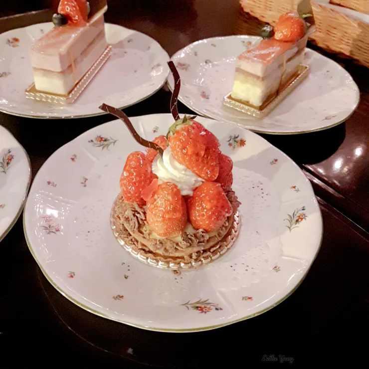 草莓季限定蛋糕