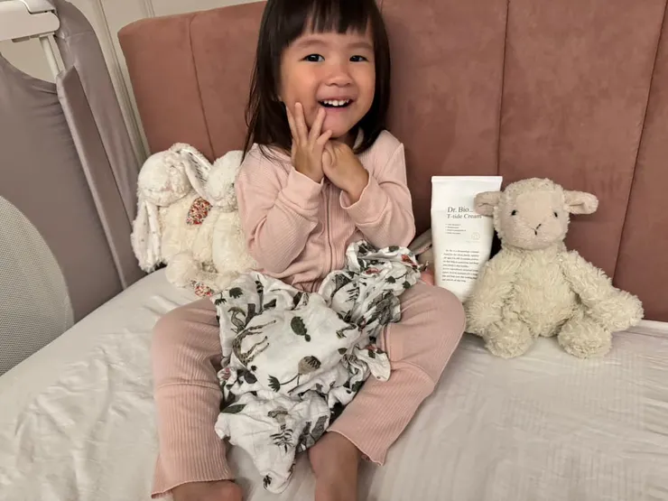 圖說：柔嫩肌膚需要溫柔守護，茶潤乳霜陪孩子安心度過換季。（圖／䒩莫國際）