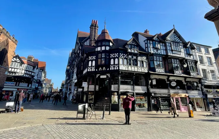 切斯特十字 (Chester Cross)是切斯特的市中心