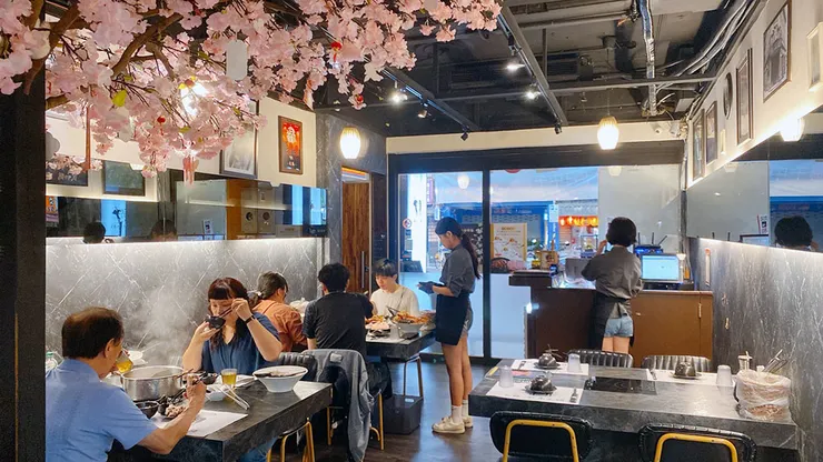 【武鶴和牛火鍋-吉林總店】A5和牛吃到飽、鱈場蟹腳吃到飽,送波士頓龍蝦│台北火鍋吃到飽推薦