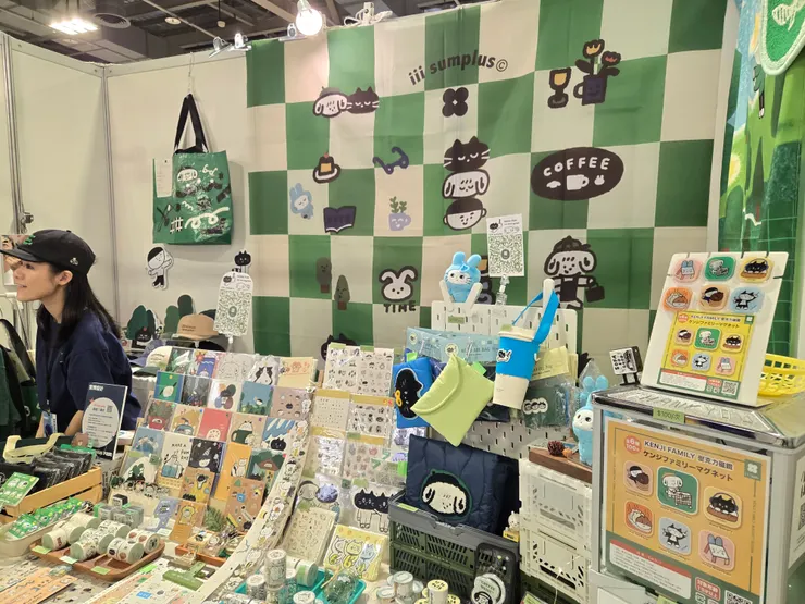 我很喜歡綠色，這間店鋪的綠色風格，感覺很悠閒又舒服。