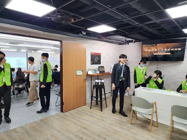 台中百人場地租借-台中民族教室租借