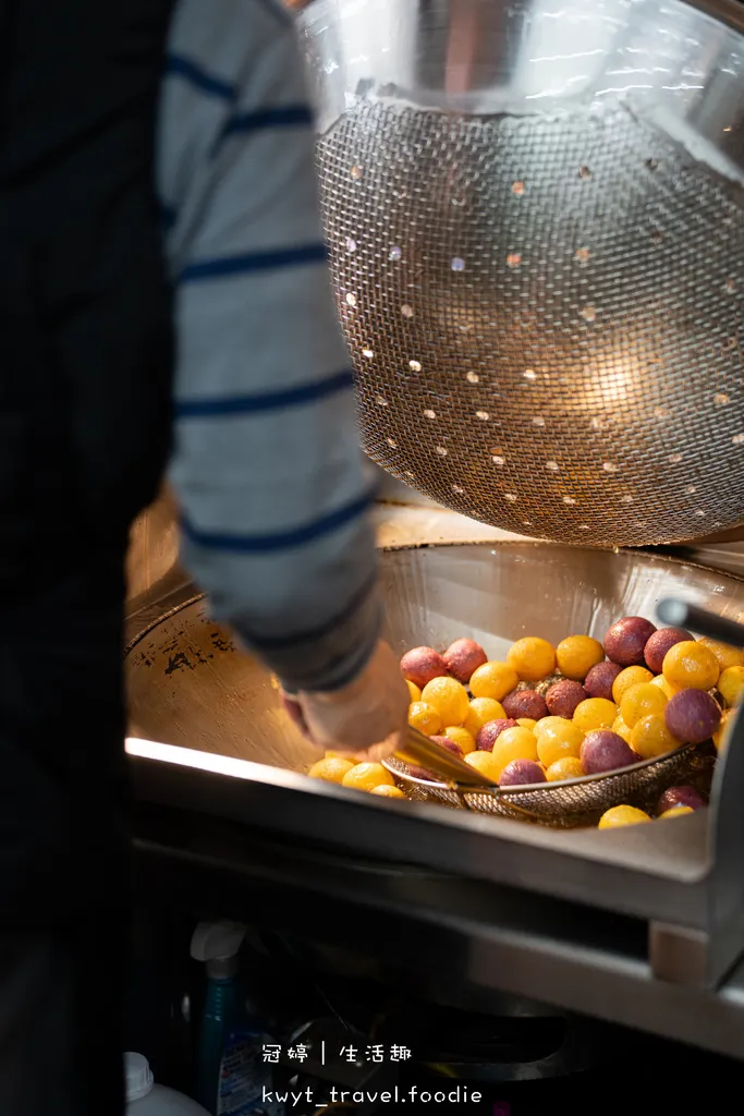 【黑丸手作地瓜球板橋店】這家地瓜球也太大顆！新埔捷運站美食，