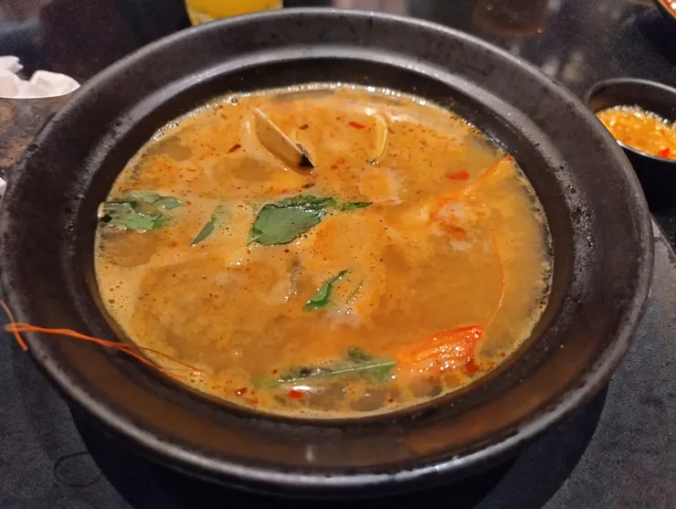 酸辣海鮮湯用料實在