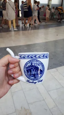 具有特色的溫泉杯。