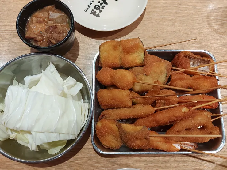 串炸還保有水準，高麗菜好少