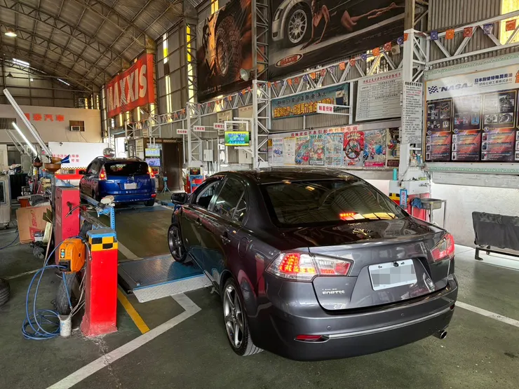 台南汽車驗車推薦【興泰汽車代驗廠】服務貼心，資深技師直接協助
