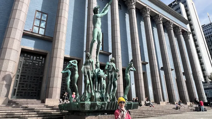 《奧費斯之泉 Orpheus Fountain》雕像